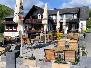 Hotel Restaurant Forsthaus Aussen, Eiffel Tour Gebben Motoren